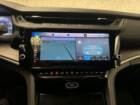 New 2026 Jeep Grand Cherokee Limited AWD/4WD image 27