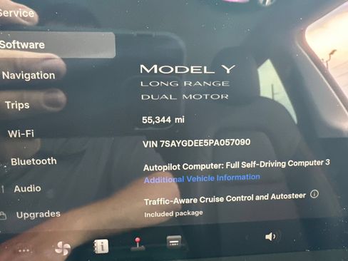 Used 2023 Tesla Model Y Long Range AWD/4WD image 23