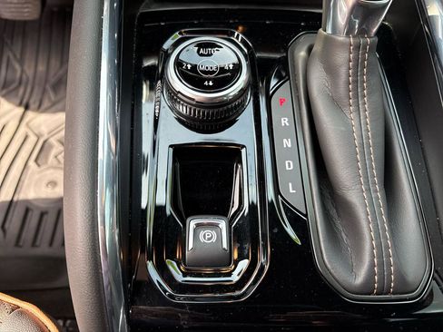 Used 2023 GMC Canyon AT4 w/ AT4 Premium Package AWD/4WD image 27