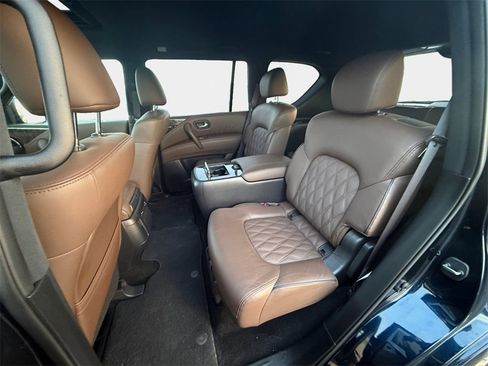 Used 2024 Nissan Armada Platinum w/ Captain's Chairs Package image 20