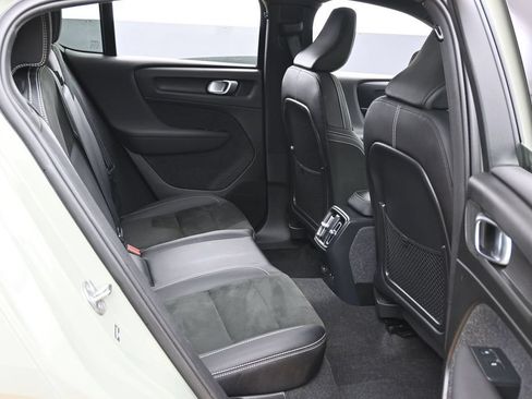 Used 2023 Volvo C40 P8 Recharge Ultimate AWD/4WD image 26