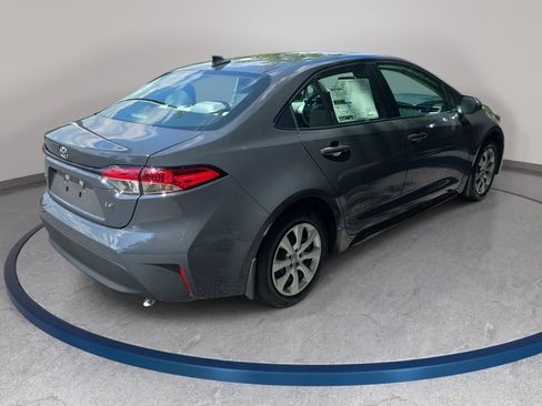 New 2026 Toyota Corolla LE FWD image 5
