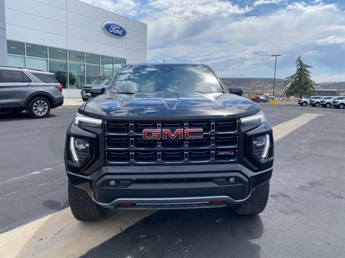 Used 2023 GMC Canyon AT4 w/ AT4 Premium Package AWD/4WD image 16