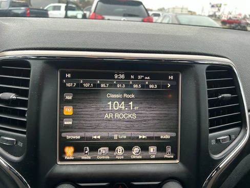 Used 2015 Jeep Grand Cherokee Laredo w/ Quick Order Package 23E image 14