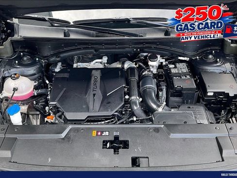 Used 2024 Hyundai Santa Fe SE FWD image 9