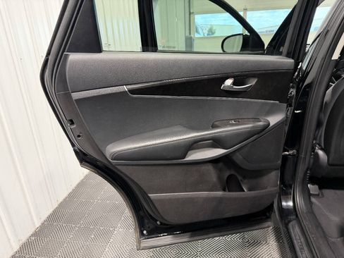 Used 2016 Kia Sorento LX AWD/4WD image 21