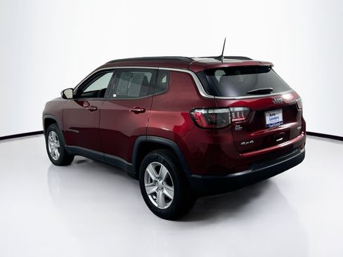 Used 2022 Jeep Compass Latitude w/ Convenience Group AWD/4WD image 7