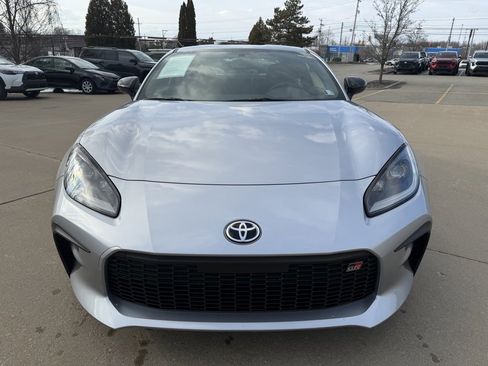 Certified 2025 Toyota GR86 w/ ALL Weather Mat Package (TMS) image 8