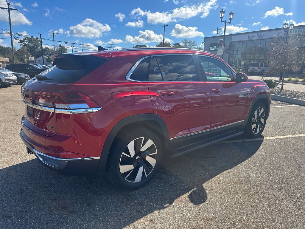 Used 2024 Volkswagen Atlas Cross Sport SEL AWD/4WD image 5