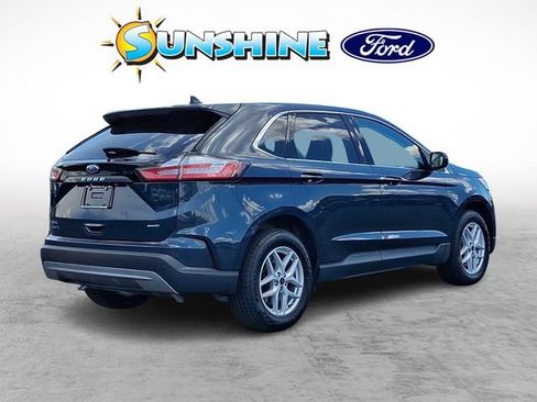 Certified 2022 Ford Edge SEL w/ Convenience Package AWD/4WD image 6