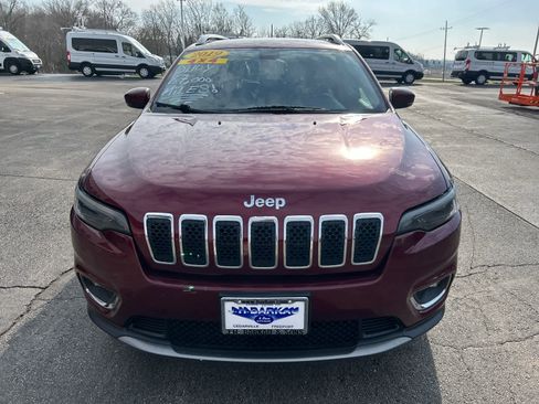 Used 2019 Jeep Cherokee Limited image 2