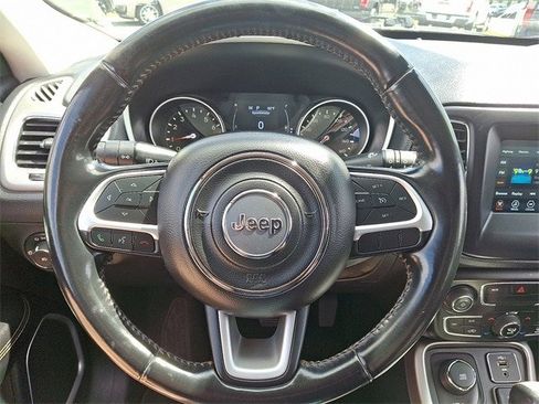 Certified 2020 Jeep Compass Latitude image 18