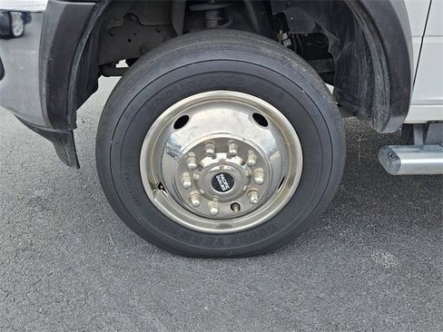 Used 2020 RAM 5500 Tradesman w/ Chrome Appearance Group image 9