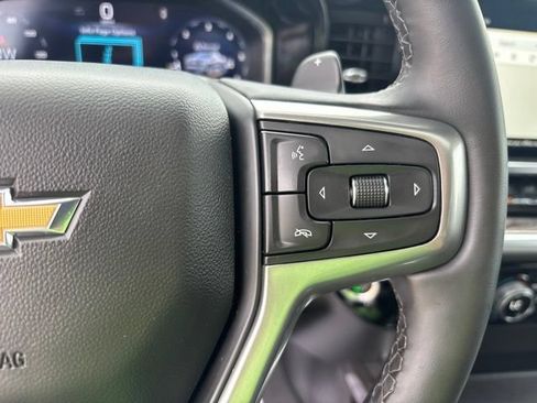 Used 2025 Chevrolet Silverado 1500 LTZ AWD/4WD image 13