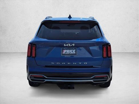 Used 2022 Kia Sorento SX image 6