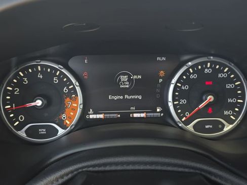 Used 2018 Jeep Renegade Trailhawk image 18