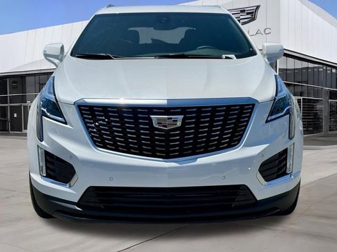 New 2026 Cadillac XT5 Luxury AWD/4WD image 3
