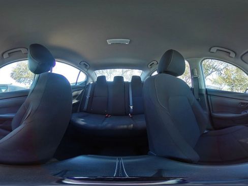 Used 2025 Nissan Sentra S image 37