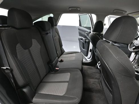 Used 2023 Kia Sorento LX AWD/4WD image 43