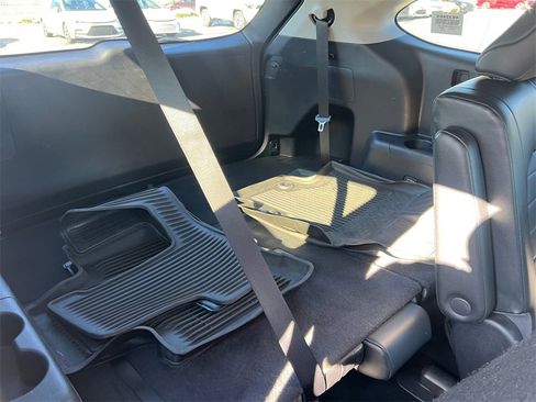 Used 2022 Toyota Highlander XLE image 21