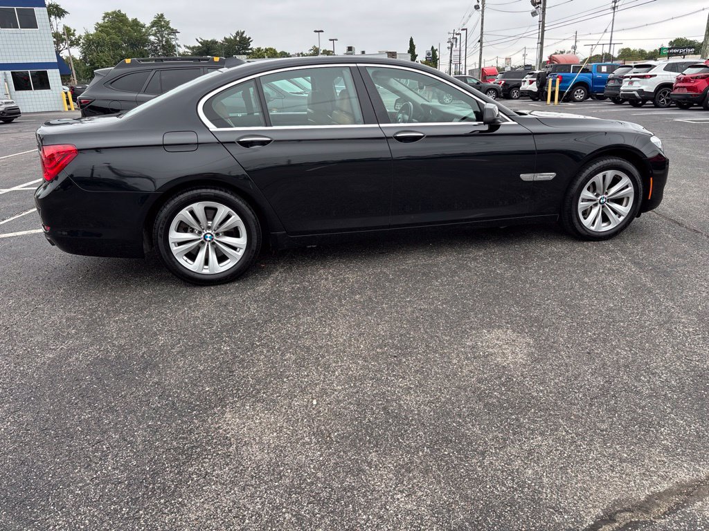 Used 2012 BMW 740i RWD image 8