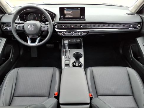 Certified 2024 Honda Civic EX-L image 10