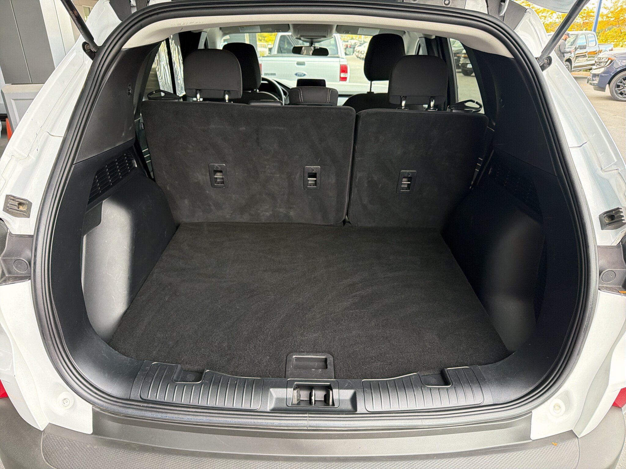 Certified 2025 Ford Escape Active AWD/4WD image 13