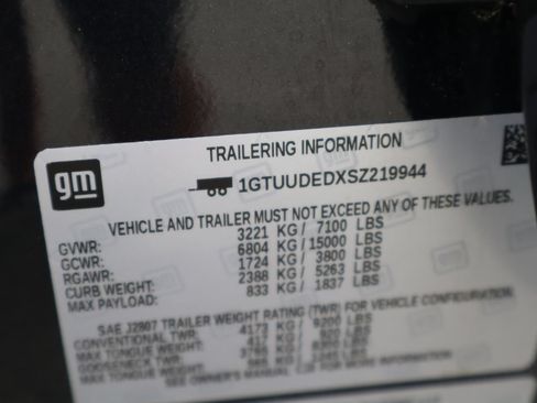Certified 2025 GMC Sierra 1500 SLT AWD/4WD image 56