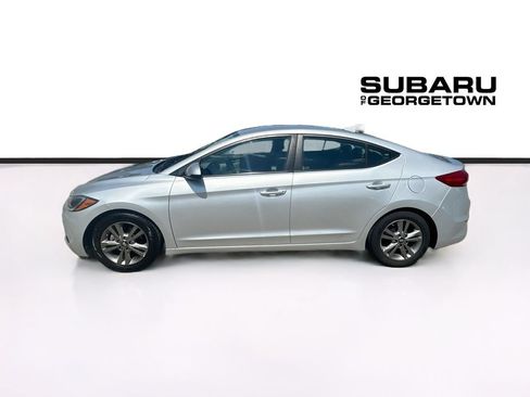 Used 2017 Hyundai Elantra SE FWD image 4