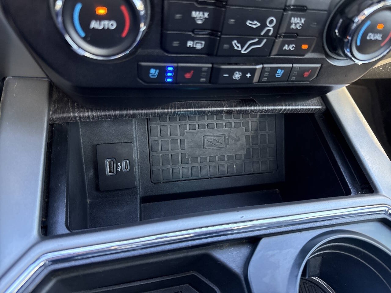 Used 2020 Ford F350 Lariat AWD/4WD image 45