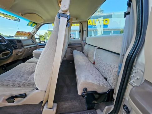 Used 1999 Ford F250 4x4 SuperCab Super Duty image 12