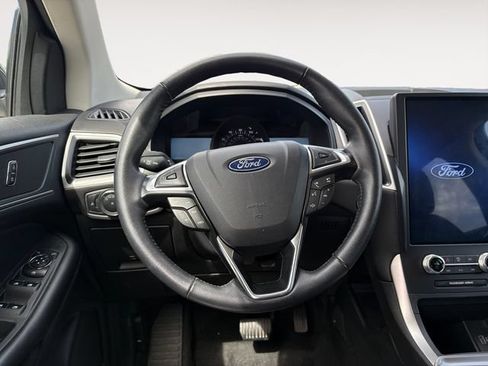 Used 2024 Ford Edge SEL AWD/4WD image 12
