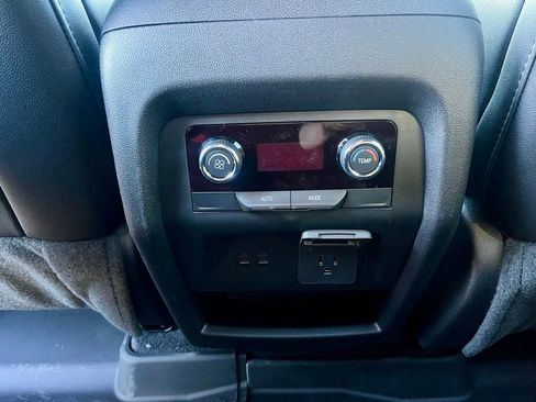 New 2026 Chevrolet Traverse LT w/ Enhanced Driving Package image 27