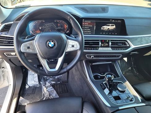 Used 2022 BMW X7 xDrive40i w/ Premium Package AWD/4WD image 9