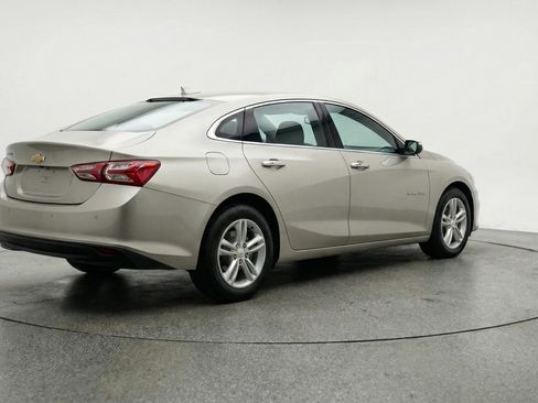 Used 2024 Chevrolet Malibu LT image 9