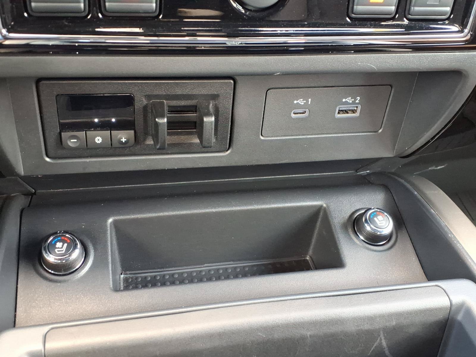 Used 2023 Nissan Titan Platinum Reserve w/ Off Road Protection Package AWD/4WD image 26