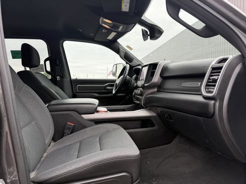 Used 2022 RAM 1500 Big Horn AWD/4WD image 11