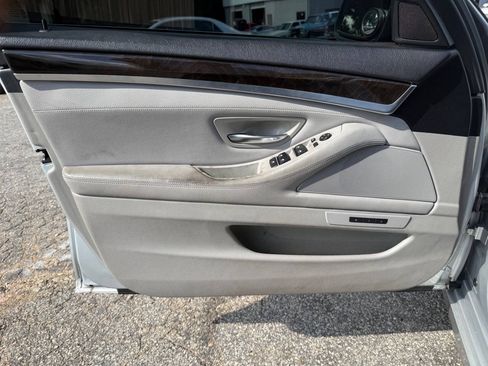 Used 2011 BMW 528i Sedan RWD image 7