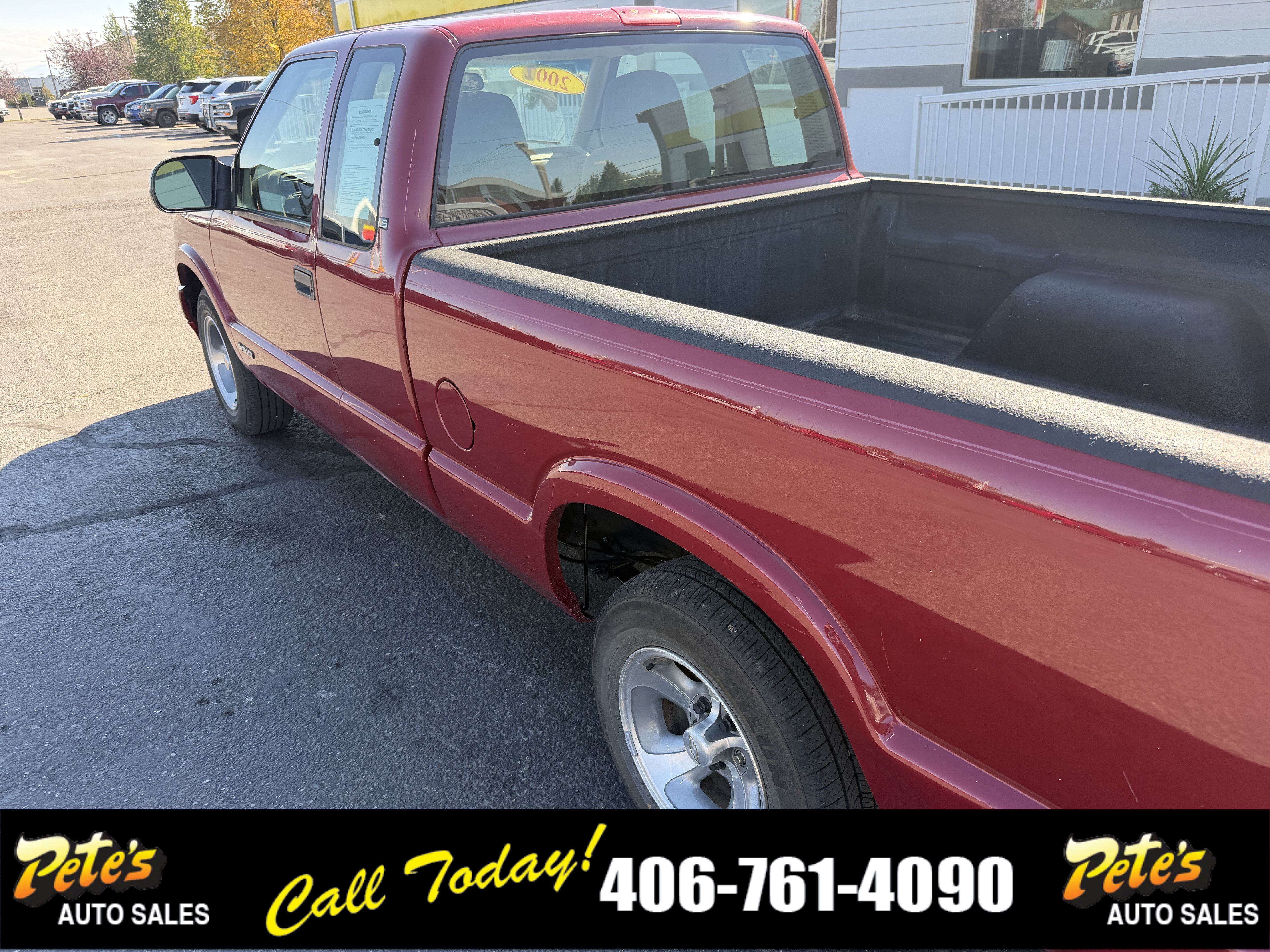 Used 2001 Chevrolet S10 Pickup LS w/ Preferred Equipment Group RWD image 10