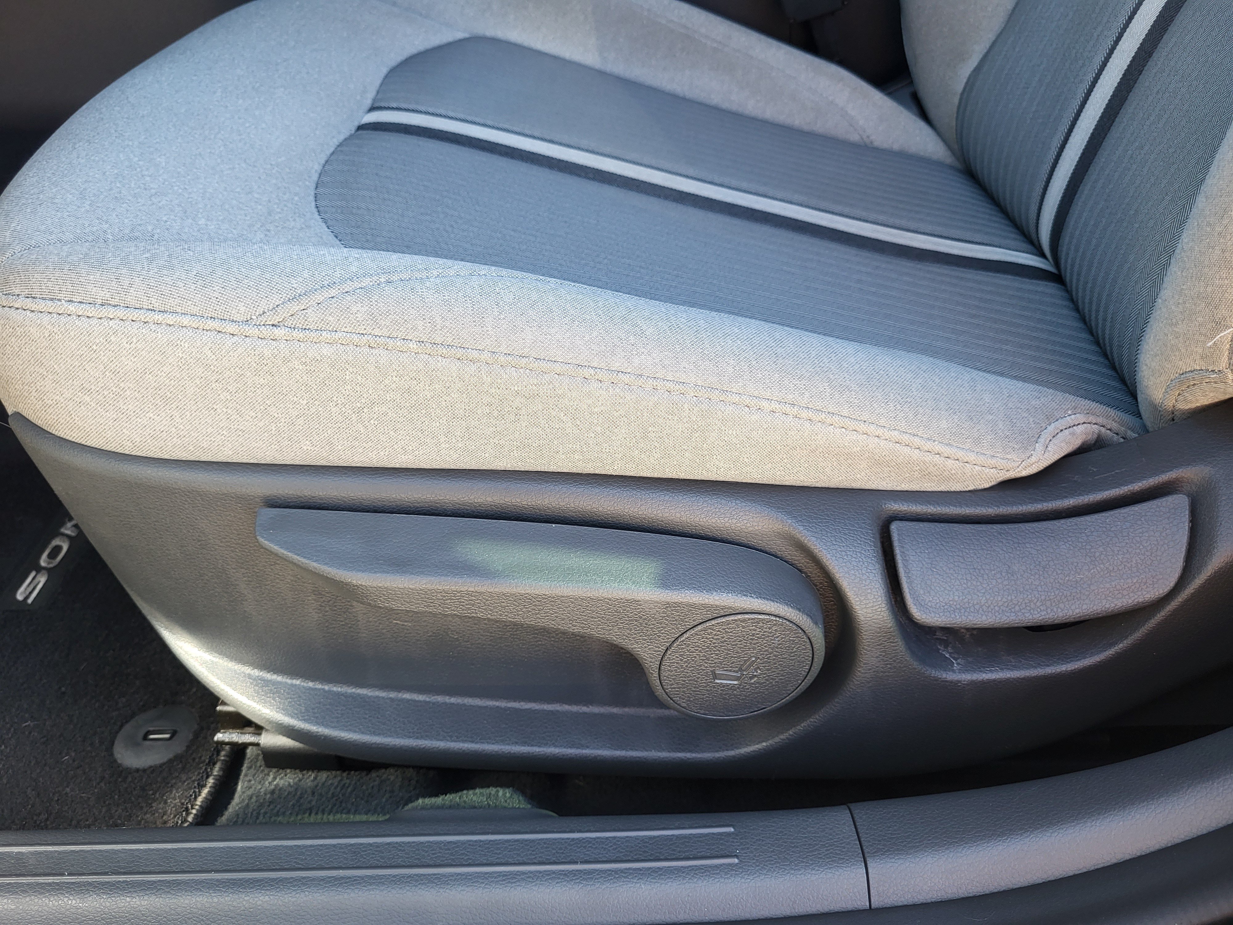 Used 2021 Hyundai Sonata SE FWD image 12