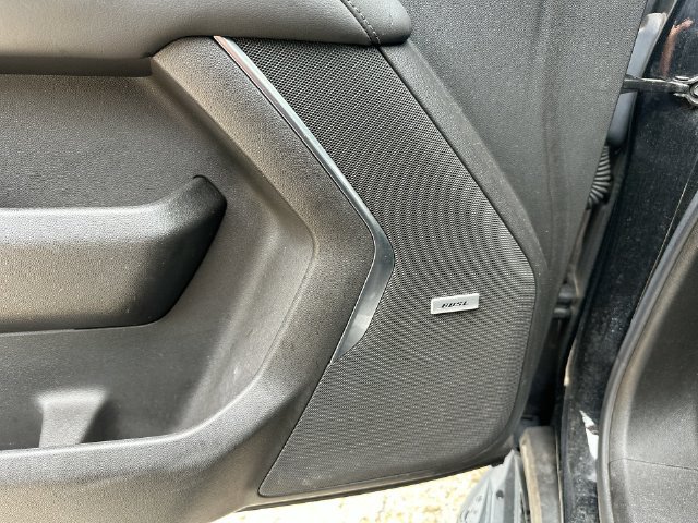 Used 2021 Chevrolet Suburban LT AWD/4WD image 34