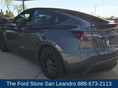 Used 2022 Tesla Model Y Performance AWD/4WD image 5