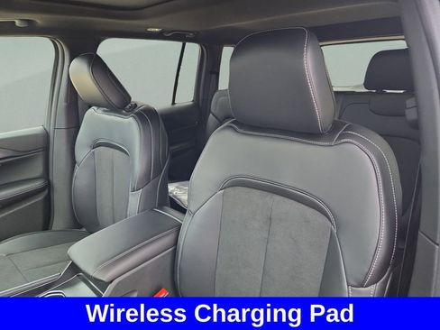 New 2025 Jeep Grand Cherokee Altitude RWD image 14