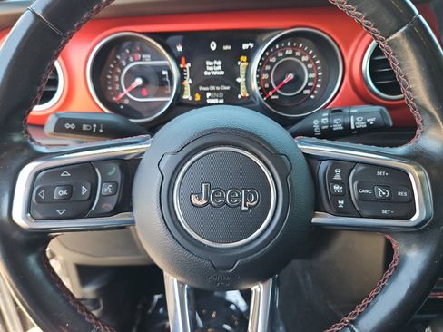 Used 2020 Jeep Wrangler Unlimited Rubicon w/ LED Lighting Group AWD/4WD image 21