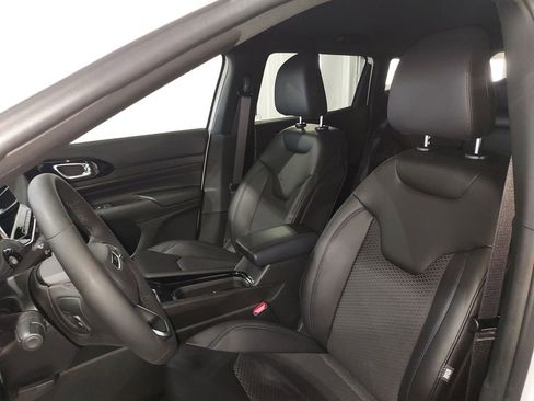 New 2026 Jeep Compass Latitude AWD/4WD image 17