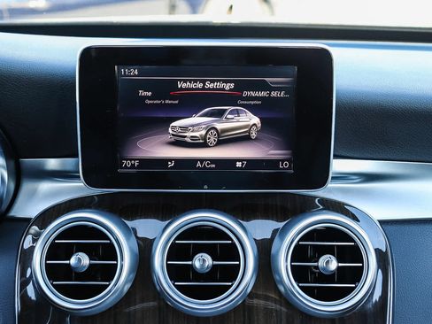 Used 2018 Mercedes-Benz C 300 Sedan image 19