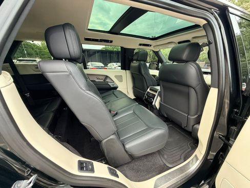 Used 2023 Land Rover Range Rover Long Wheelbase SE AWD/4WD image 13