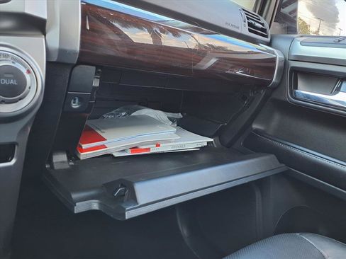 Used 2016 Toyota 4Runner Limited image 29