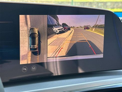 New 2025 Cadillac Lyriq Sport image 21