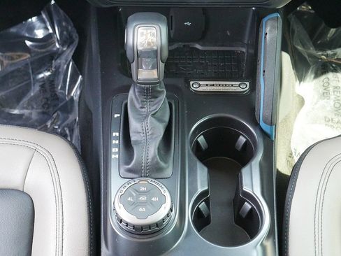 Used 2024 Ford Bronco Wildtrak AWD/4WD image 24